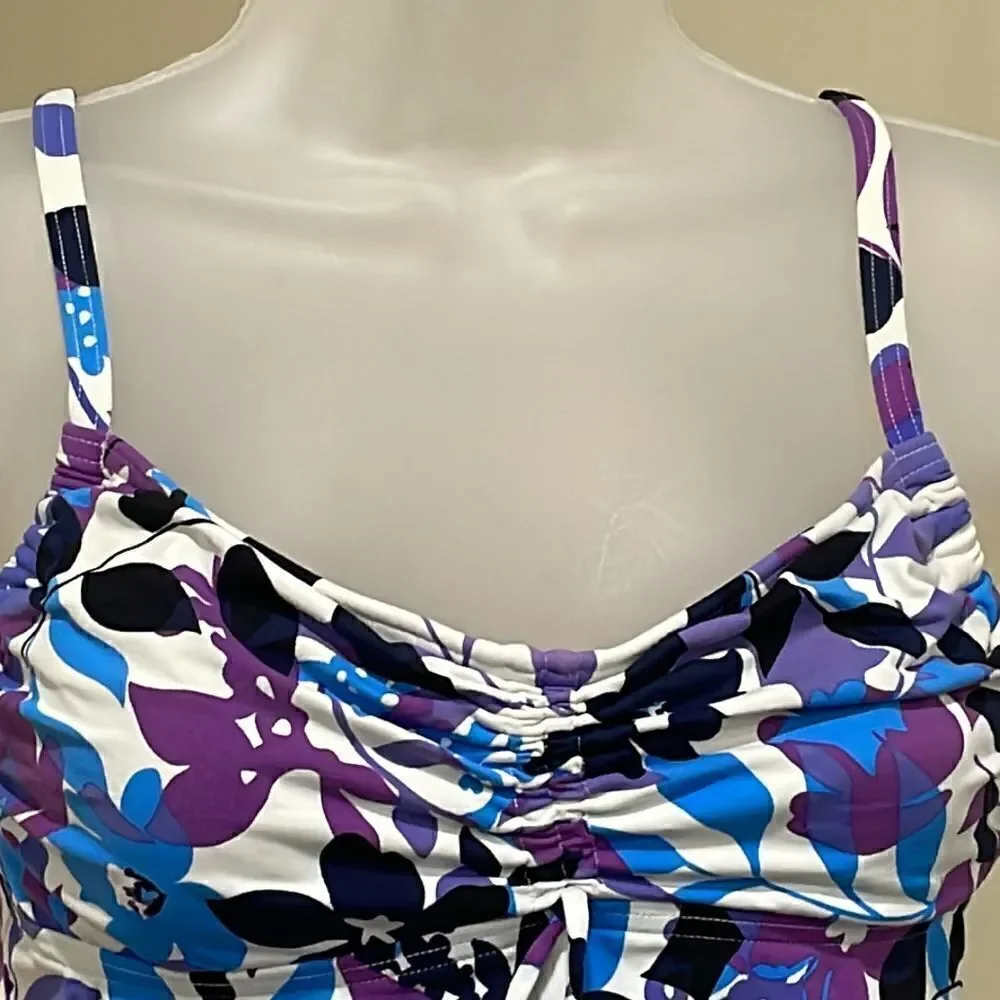 NWOT Lands' End Floral Tankini Swim Top.  Size 6 S small